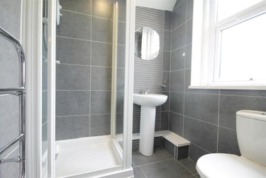 3 bed flat, St Andrews Street, Newcastle Upon Tyne, Newcastle, NE15SF - Image 3